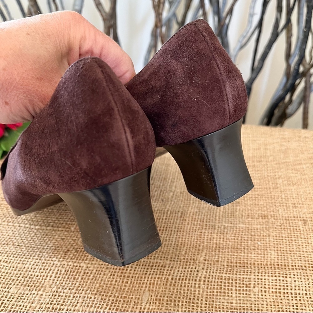 St. John Italian Brown Suede Heels Size 9 - Picture 7 of 12